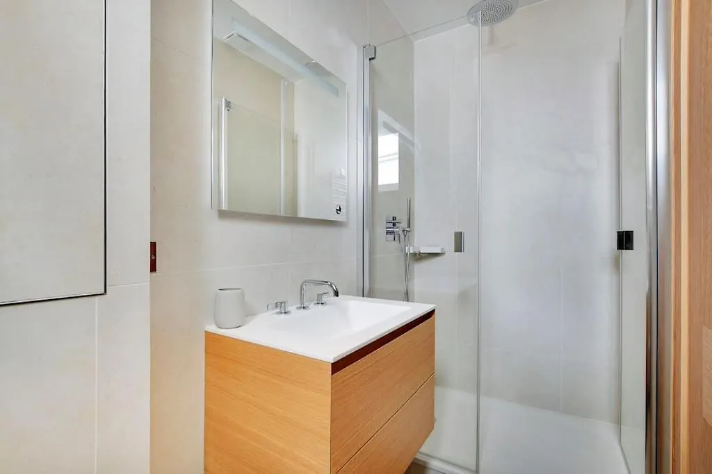 Tiny And Cute Apartment